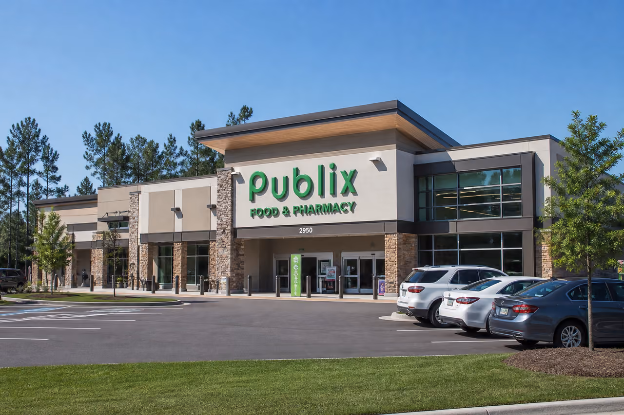 Modern Grocery Store Exterior in Smyrna Georgia